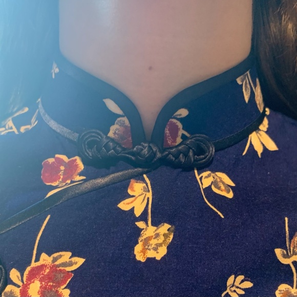 Floral Dress - Picture 3 of 4